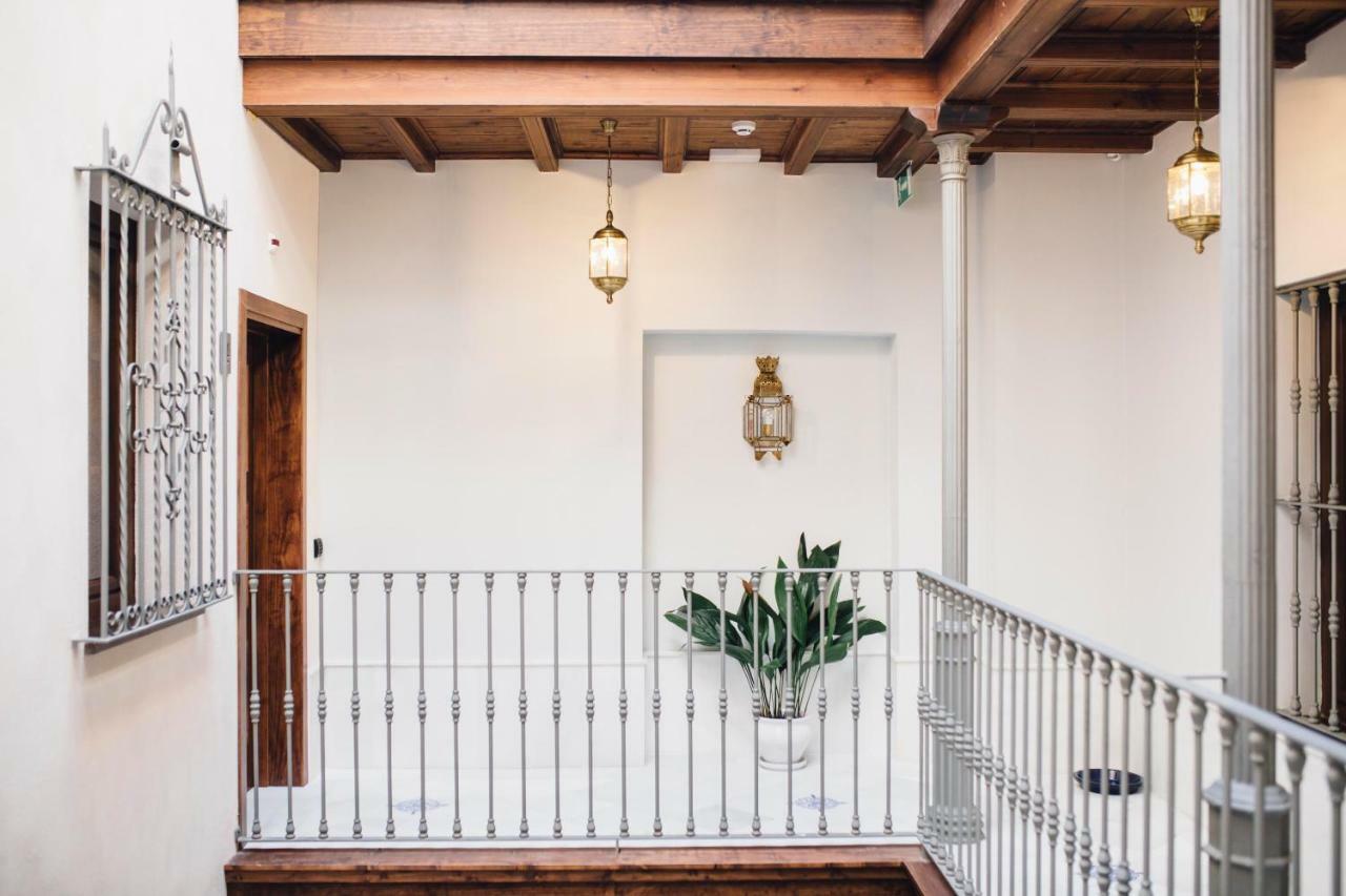 O&L Byron Suites Apartment Seville