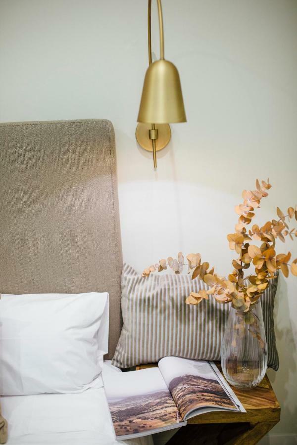 O&L Byron Suites Apartment