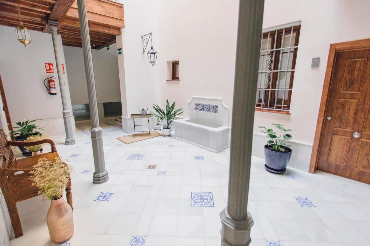 O&L Byron Suites Seville